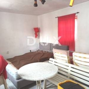 ISTRA, KAVRAN Kuća s apartanom, dvorištem i garažom - BLIZINA MORA!!