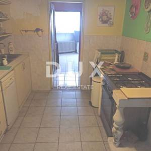 ISTRA, KAVRAN Kuća s apartanom, dvorištem i garažom - BLIZINA MORA!!