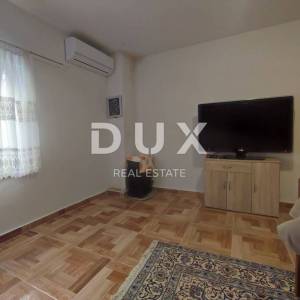 ISTRA, KAVRAN - Prostrana kuća s 3 apartmana i garažom u mirnom dijelu