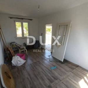 ISTRA, KRNICA- Zemljište + objekt od 50 m2 na mirnoj lokaciji!