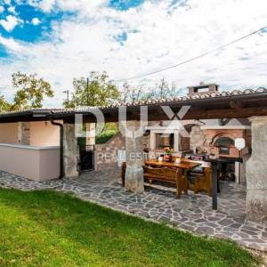 ISTRA, KRŠAN - Rustikalna vila na prekrasnom imanju
