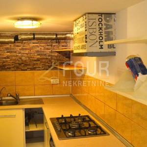 Istra, Labin, 38.18m2, u naravi garsonijera + galerija