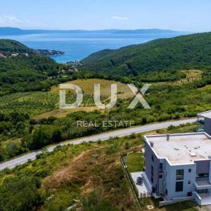 ISTRA, LABIN - Atraktivan stan s pogledom na more