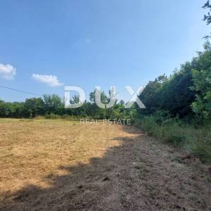 ISTRA, LABIN - Građevinsko zemljište 10 km od Labina