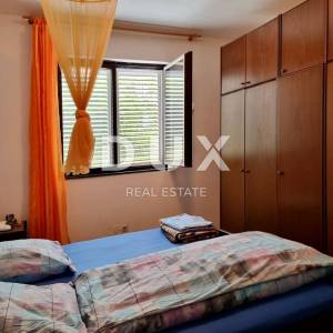 ISTRA, LABIN - Komforna kuća s prostranom okućnicom