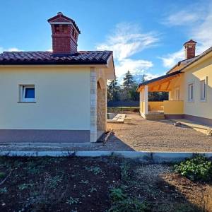 ISTRA, LABIN - Komforna kuća s bazenom