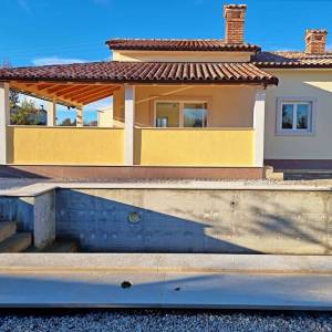 ISTRA, LABIN - Komforna kuća s bazenom