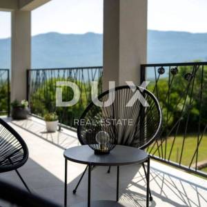ISTRA, LABIN - Kuća s bazenom na rubu naselja