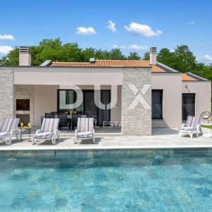 ISTRA, LABIN - Kuća s bazenom na rubu naselja
