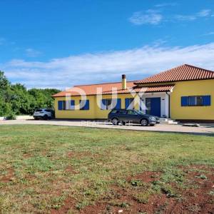 ISTRA, LABIN - Kuća s neodoljivo prostranom okućnicom