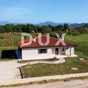 ISTRA, LABIN - Kuća s prostranom okućnicom u predgrađu