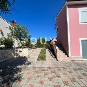 ISTRA, LABIN - Kuća za odmor s bazenom