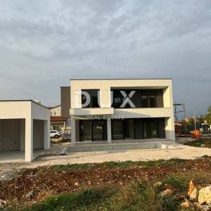 ISTRA, LABIN - Kvalitetna moderna dvojnica na izrazito mirnoj lokaciji!
