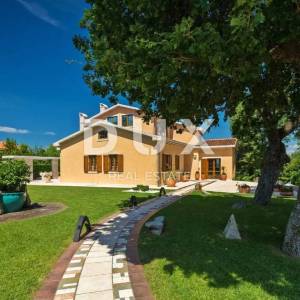 ISTRA, LABIN - Luksuzna vila s panoramskim pogledom