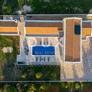 ISTRA, LABIN - Moderna vila na odličnoj lokaciji