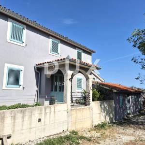 ISTRA, LABIN - Neponovljiva mediteranska kuća na potpunoj osami, s pogledom koji ostavlja bez daha
