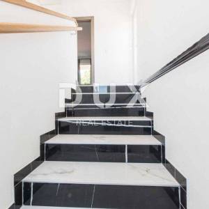 ISTRA, LABIN - Nova vila s bazenom i uređenom okućnicom