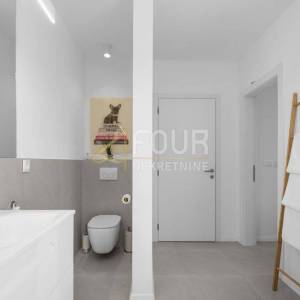 Istra, Labin, novogradnja, luskuzna vila s bazenom, 400m od mora