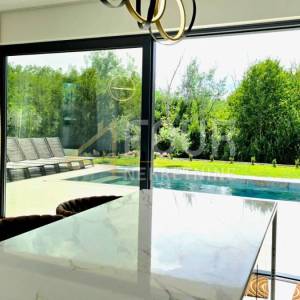 Istra, Labin, novogradnja s dva stana, 176.15m2, bazen 