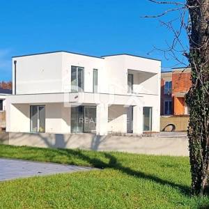 ISTRA, LABIN - Novoizgrađena vila s bazenom