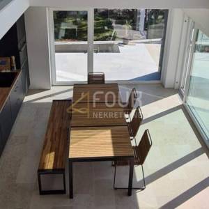 Istra, Labin, novoizgrađena vila s bazenom, blizina mora i plaže
