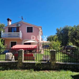 ISTRA, LABIN - Obiteljska kuća