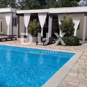 ISTRA, LABIN - Obiteljsko imanje kuća + dva apartmana sa bazenom!