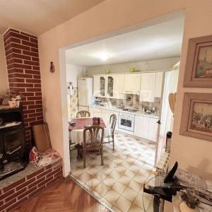 Istra, Labin - okolica, kuća - prizemnica 80.38m2, konoba, garaža i okućnica