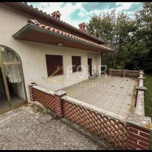 Istra, Labin - okolica, kuća - prizemnica 80.38m2, konoba, garaža i okućnica