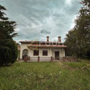 Istra, Labin - okolica, kuća - prizemnica 80.38m2, konoba, garaža i okućnica