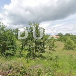 ISTRA, LABIN - Poljoprivredno zemljište na rubu urbanizacije, cijena po dogovoru!