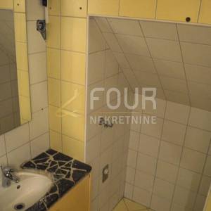 Istra, Labin, poslovni prostor s galerijom, 38.18m2