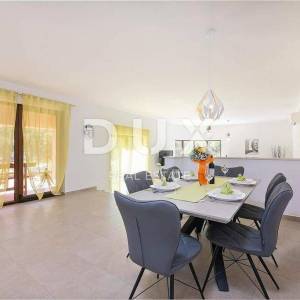 ISTRA, LABIN - Prekrasna vila s bazenom 205 m2
