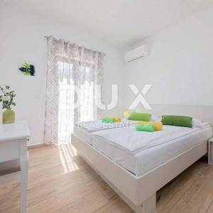 ISTRA, LABIN - Prekrasna vila s bazenom 205 m2
