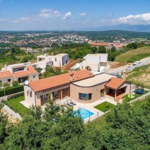 ISTRA, LABIN - Prekrasna vila s bazenom 205 m2