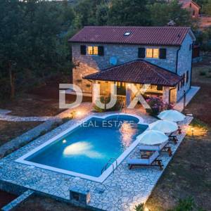 ISTRA, LABIN - Samostojeća kamena vila s bazenom