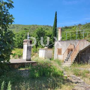 ISTRA, LABIN - Samostojeća kuća za adaptaciju s pogledom na more