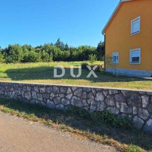ISTRA, LABIN - Samostojeća kuća na rubu naselja
