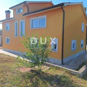 ISTRA, LABIN - Samostojeća kuća na rubu naselja