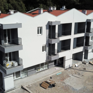 ISTRA, LABIN - Stanovi u izgradnji, prvi red do mora