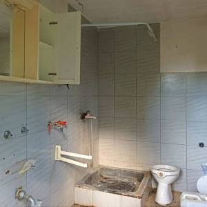 ISTRA, LABIN - Starina za adaptaciju s velikom okućnicom