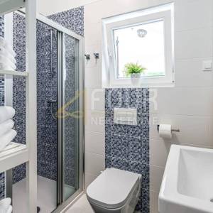 Istra, Labin, villa s grijanim bazenom i uređenom okućnicom