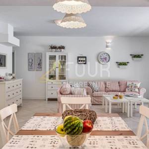 Istra, Labin, villa s grijanim bazenom i uređenom okućnicom