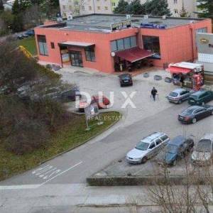 ISTRA, LABIN - Zgrada sa 12 poslovnih prostora