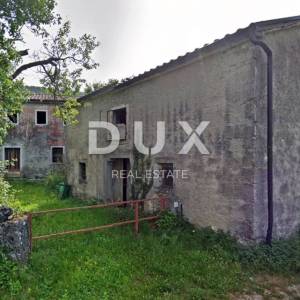 ISTRA, LANIŠĆE - Kamena kuća i gospodarska zgrada