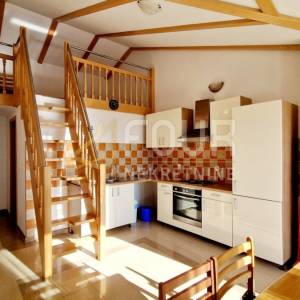 Istra, Ližnjan, 92.53m2, 2s+db+galerija, lođa, pogled na more