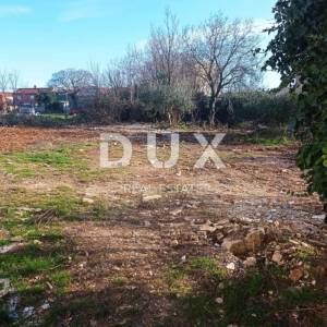 ISTRA, LIŽNJAN - Građevinsko zemljište 1172m2 u centru