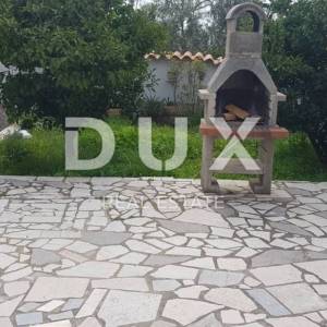 ISTRA, LIŽNJAN - Kuća sa tri stana
