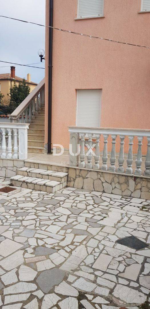 ISTRA, LIŽNJAN - Kuća sa tri stana