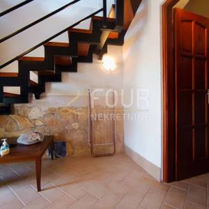 Istra, Ližnjan, kuća u nizu, 140m2, pogled na more